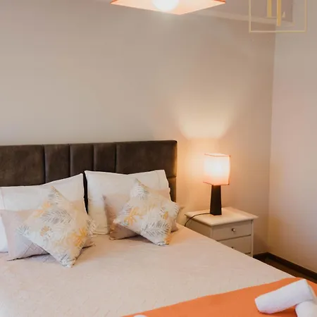 Apartment Casa Da Amorosa Com Vista Mar By Lethes Legacy
